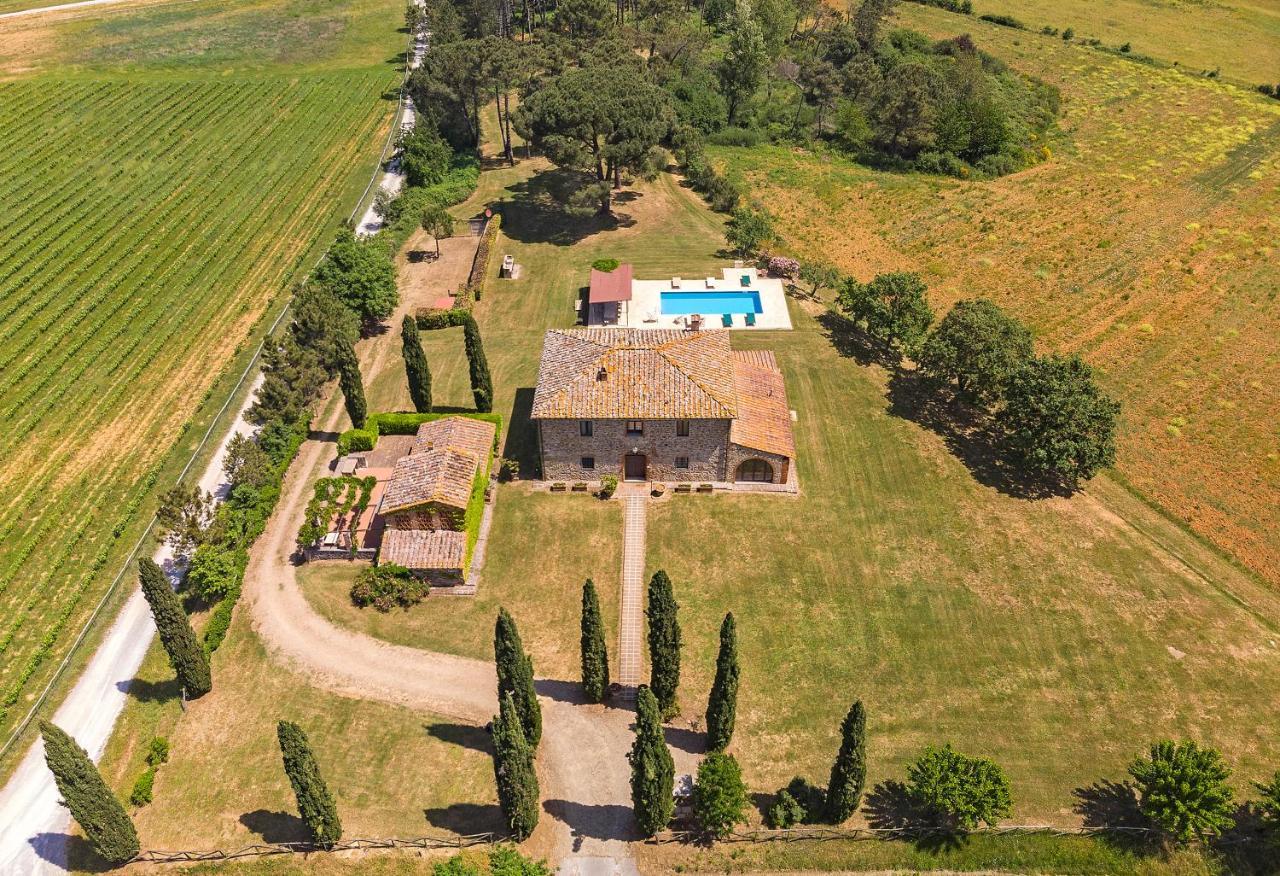 Villa Nemora Castello di Montalto Esterno foto